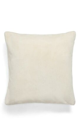 Essenza Furry cushion Vanilla 50x50