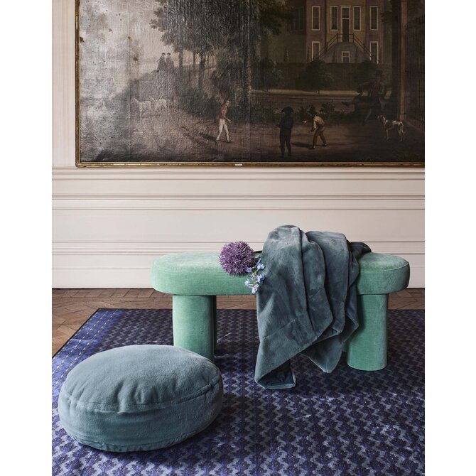 Essenza Mads Furry cushion Reef green 45 cm round Essenza Mads Furry cushion Reef green 45 cm round