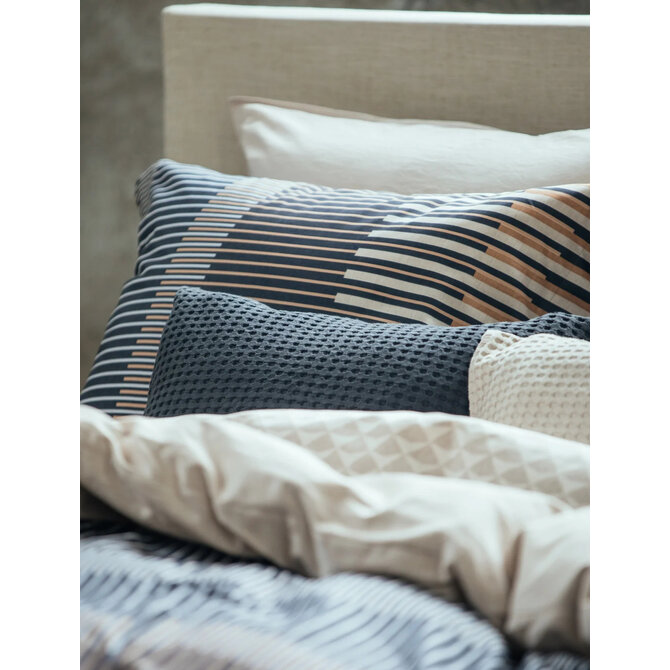 Vandyck Wander Kussensloop (60x70) off black Vandyck Wander Kussensloop (60x70) off black