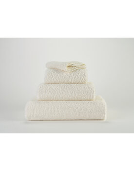 Abyss & Habidecor Super Pile Handdoek 60x110 103 ivory