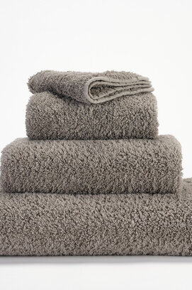 Abyss & Habidecor Super Pile Handdoek 60x110 940 atmosphere