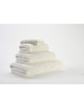 Abyss & Habidecor Super Pile Handdoek 55x100 103 ivory