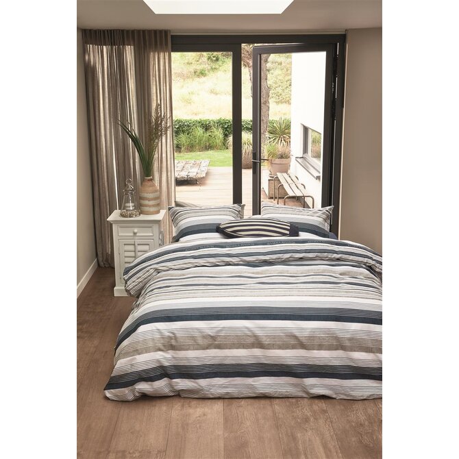Riviera Maison Dekbedovertrek Sturdy Stripe  Marineblauw 200x200/220 cm