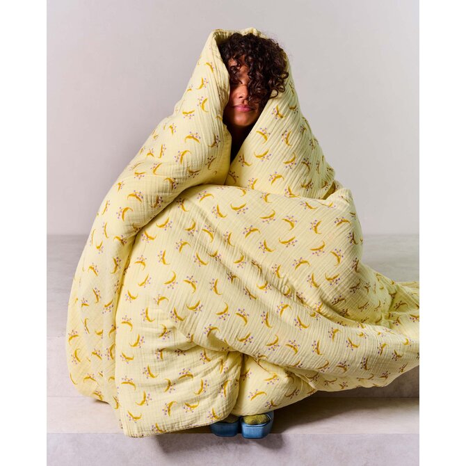 Covers & Co Lily melody Dekbedovertrek Lemon yellow 200x200/220 Covers & Co Lily melody Dekbedovertrek Lemon yellow 200x200/220