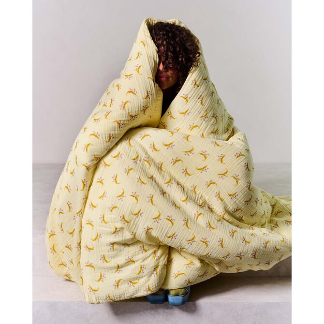 Covers & Co Lily melody Dekbedovertrek Lemon yellow 200x200/220 Covers & Co Lily melody Dekbedovertrek Lemon yellow 200x200/220