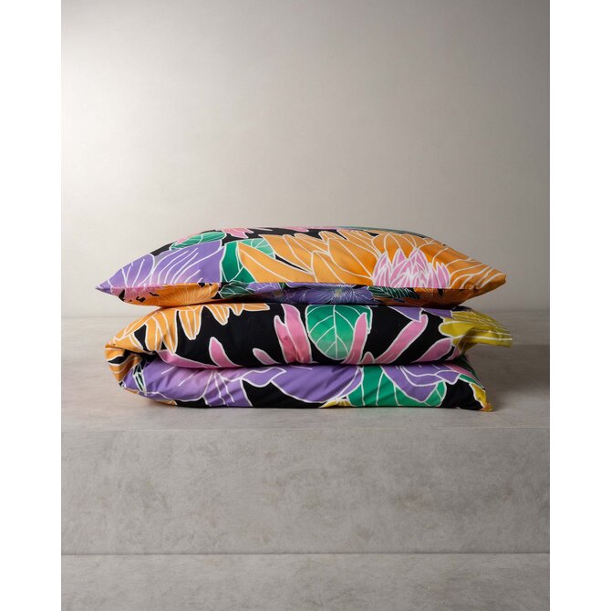 Covers & Co Flower fling Dekbedovertrek Black 240x200/220 Covers & Co Flower fling Dekbedovertrek Black 240x200/220