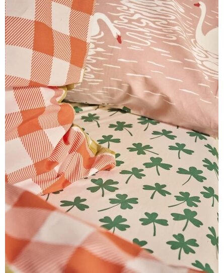 Covers & Co Clover Lover Fitted sheet Sand 140x200