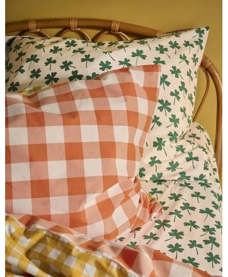 Covers & Co Clover Lover Fitted sheet Sand 90x200