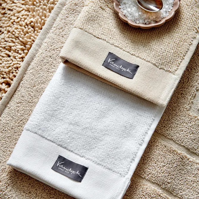 Vandyck Home Towel Uni bleachedsand gastendoekje 30x50