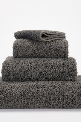 Abyss & Habidecor Super Pile Gastendoekje 30x50 920 gris