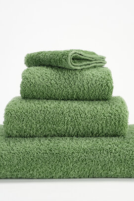 Abyss & Habidecor Super Pile Gastendoekje 30x50 205 forest