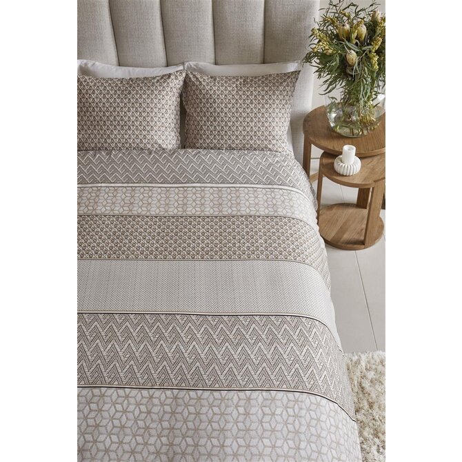 Riviera Maison Dekbedovertrek  Marley Zand 200x200/220