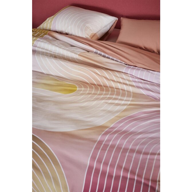 Beddinghouse Dutch Design Dekbedovertrek Curves Koraal 200x200/220 Beddinghouse Dutch Design Dekbedovertrek Curves Koraal 200x200/220