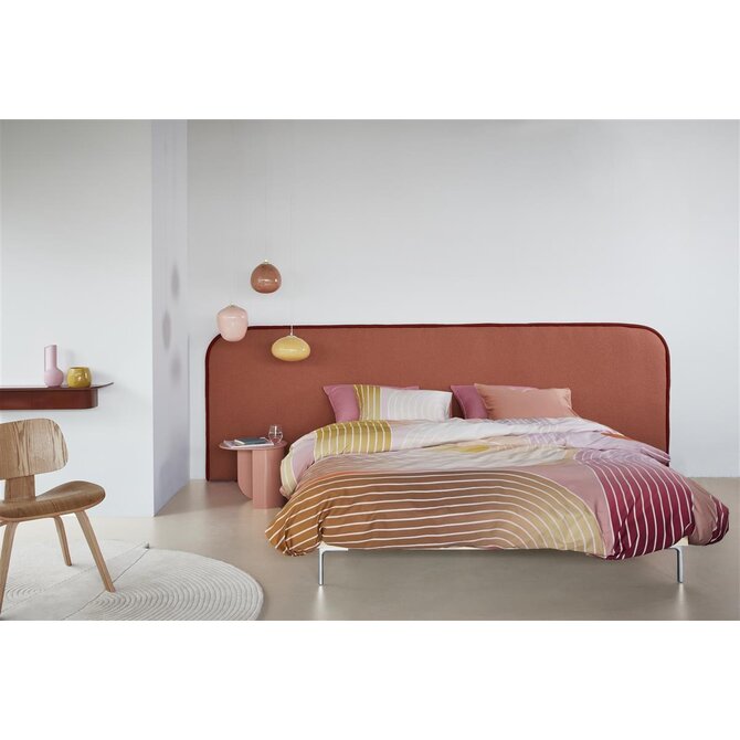 Beddinghouse Dutch Design Dekbedovertrek Curves Koraal 260x200/220 Beddinghouse Dutch Design Dekbedovertrek Curves Koraal 260x200/220