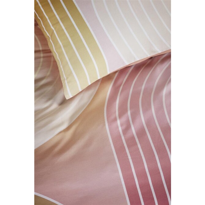 Beddinghouse Dutch Design Dekbedovertrek Curves Koraal 240x200/220