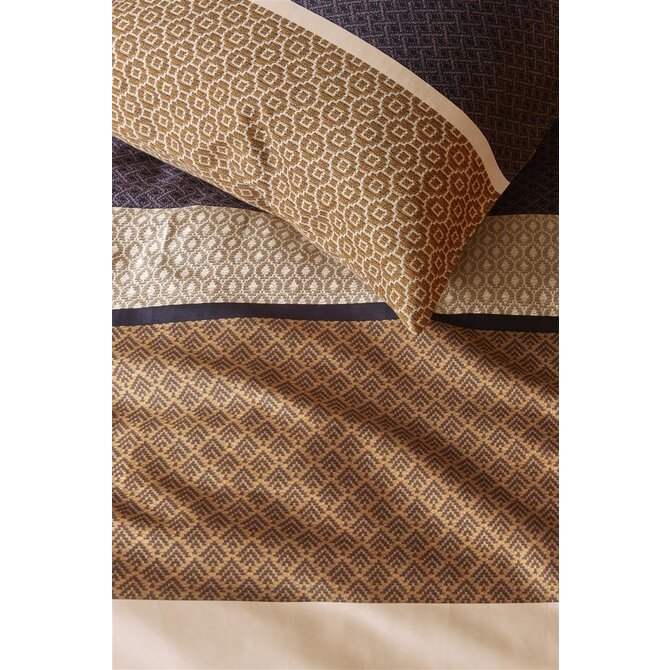 Beddinghouse Dekbedovertrek Marli Gold 240x200/220 Beddinghouse Dekbedovertrek Marli Gold 240x200/220