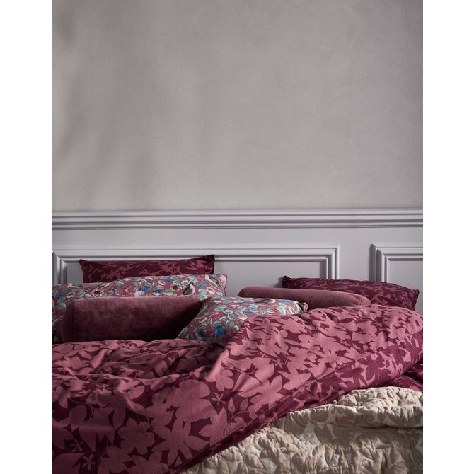 Essenza Imara Kussensloop Burgundy 60x70 Essenza Imara Kussensloop Burgundy 60x70