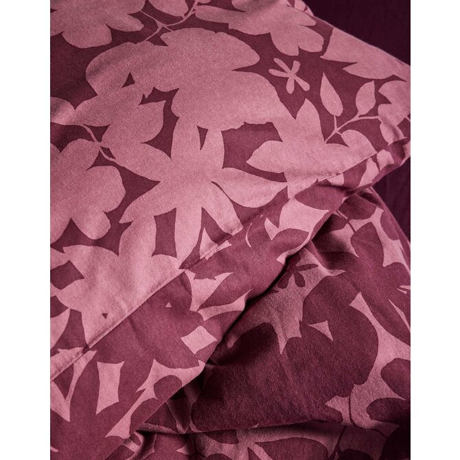 Essenza Imara Kussensloop Burgundy 60x70 Essenza Imara Kussensloop Burgundy 60x70