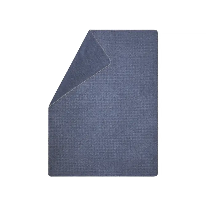David Fussenegger SAVONA plaid  faux uni  Maat 150x200 velvet blue