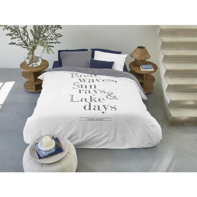 Riviera Maison Dekbedovertrek Lake Days - Marineblauw 140x200/220 cm Riviera Maison Dekbedovertrek Lake Days - Marineblauw 140x200/220 cm