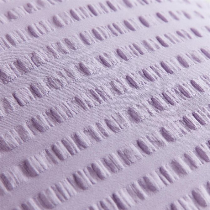 KAAT Sierkussen Cheer - Lila 45x45 cm KAAT Sierkussen Cheer - Lila 45x45 cm