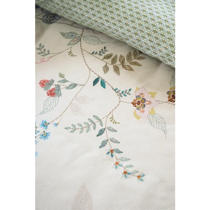 Pip Studio Dekbedovertrek Kili Flower - Wit 200x200/220 cm Pip Studio Dekbedovertrek Kili Flower - Wit 200x200/220 cm