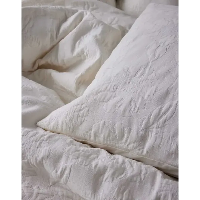 Essenza Philippine Dekbedovertrek 260x200/220 Vanilla Essenza Philippine Dekbedovertrek 260x200/220 Vanilla