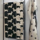 Cawö Cawo We love Dogs gemustert 6247 Handdoek 50x100 schwarz/beige