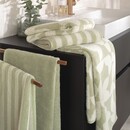 Cawö Cawo Studio Streifen 6252 Douchelaken 70x140 wasabi