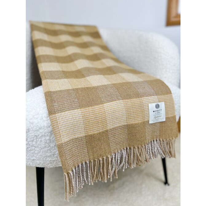 McNutt of Donegal plaid lambswool 140x200 Aisling McNutt of Donegal plaid lambswool 140x200 Aisling