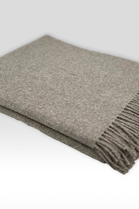 McNutt of Donegal  plaid Forever Wool 145x200 Pebble