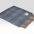 Mcnutt of Donegal McNutt of Donegal plaid lambswool 140x200 Bronagh