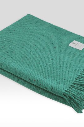 McNutt of Donegal  plaid Lambswool Tweed 230x145 Inishcoo