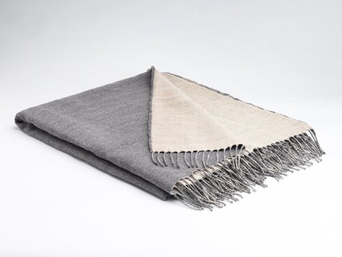 Mcnutt of Donegal McNutt of Donegal plaid linen/lambswool reversible 140x200 Feather grey