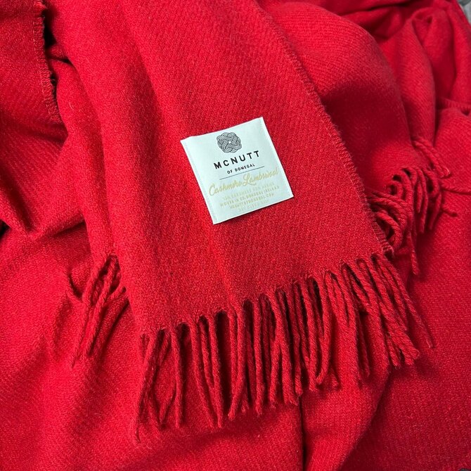 McNutt of Donegal  plaid Cashmere Lambswool 140x200 Rouge McNutt of Donegal  plaid Cashmere Lambswool 140x200 Rouge