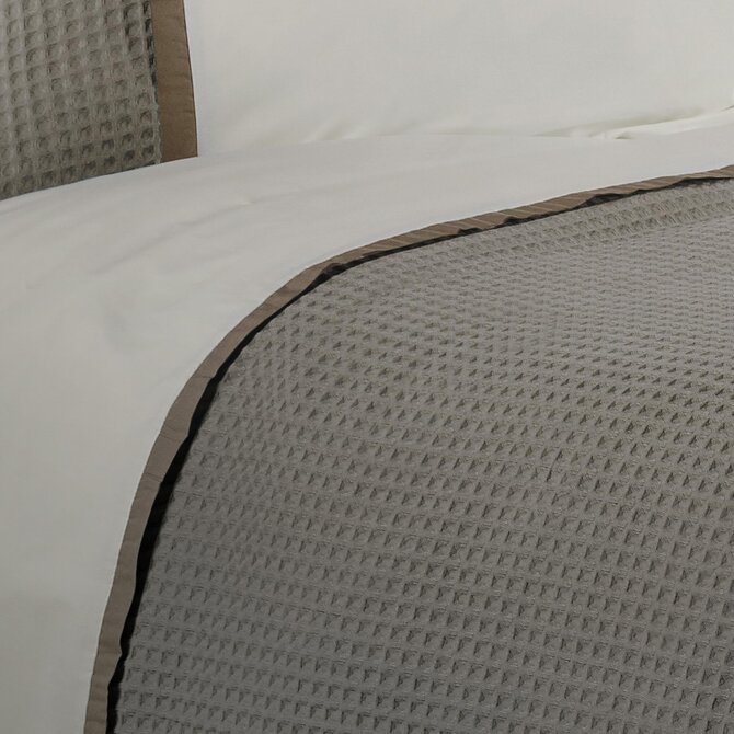 Dommelin  Dekbedovertrek Bari Percal 200TC Taupe-Nootmuskaat 260x200/220 cm