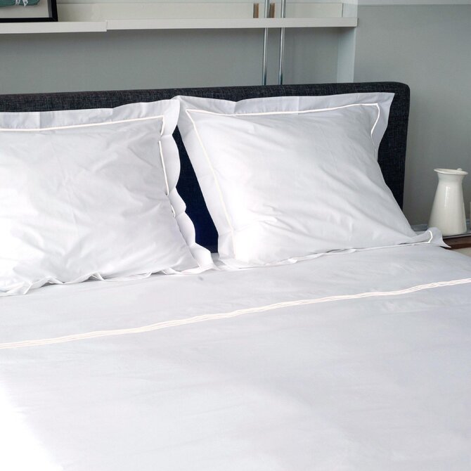 Dommelin Dekbedovertrek Cortina Percal 200TC Wit-Wit 240x200/220 cm