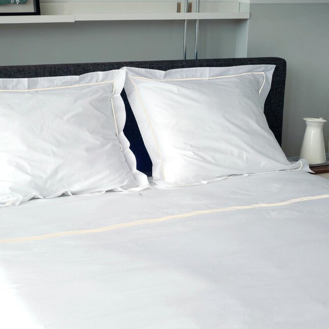 Dommelin Dekbedovertrek Cortina Percal 200TC Wit-Ecru 240x200/220 cm
