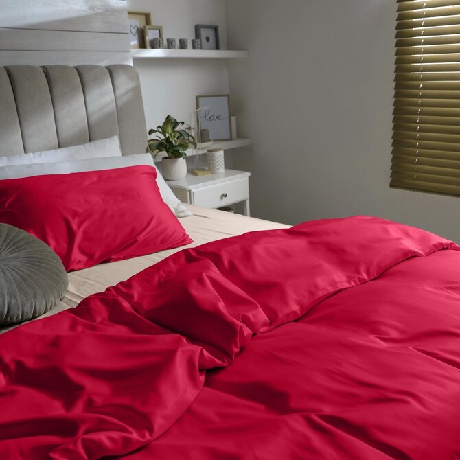 Dommelin Laken Uni Satijn 300TC 579 Cherry 200x270 cm