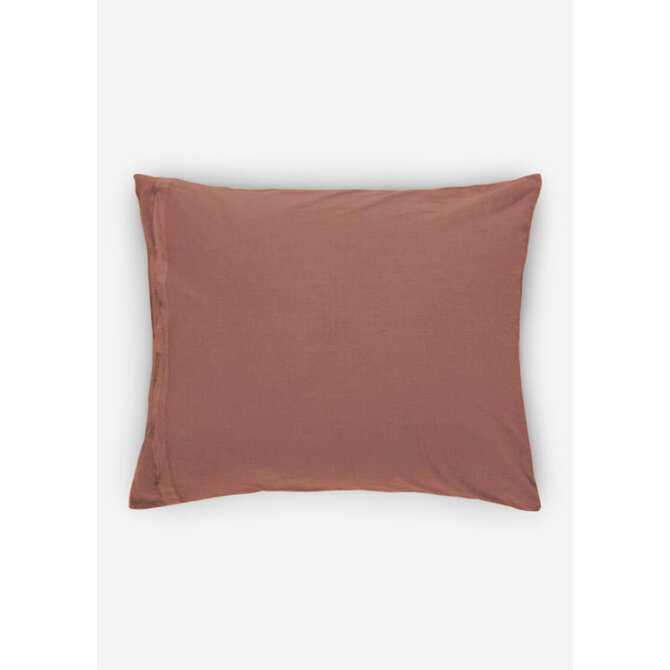 Marc O' Polo kussensloop Valka Earth red 60x70cm Marc O' Polo kussensloop Valka Earth red 60x70cm