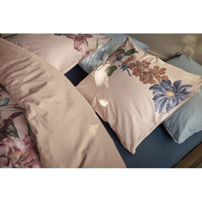 At Home by BeddingHouse Dreamlike Nude 200x200/220 cm