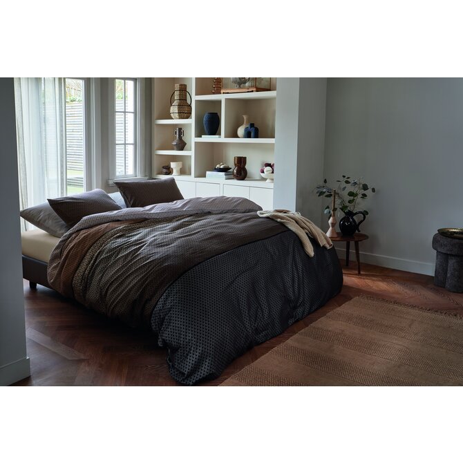 Beddinghouse Dekbedovertrek Carter Bruin 200x200/220 cm Beddinghouse Dekbedovertrek Carter Bruin 200x200/220 cm