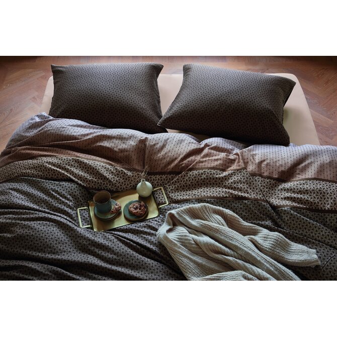Beddinghouse Dekbedovertrek Carter Bruin 200x200/220 cm Beddinghouse Dekbedovertrek Carter Bruin 200x200/220 cm