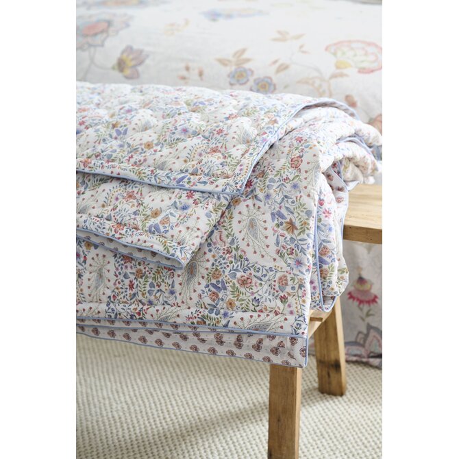 Pip Studio Kairi Bloom Quilt Licht blauw 270x260 cm