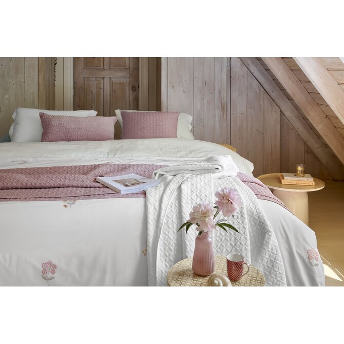 Pip Studio Yuna Cushion Roze 50x50 cm