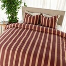 Kayori Kayori  Dasshu  Dekbedovertrek  Katoensatijn 140x200220  Burgundy