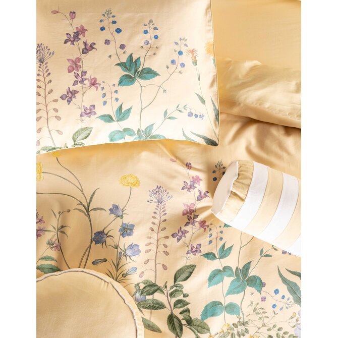 Esssenza Augustina Kussensloop Yellow straw 60x70