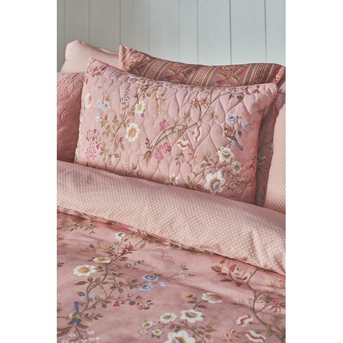 Pip Studio Mumbai Morning Velvet Quilted Sierkussen Donker roze 45x70 cm