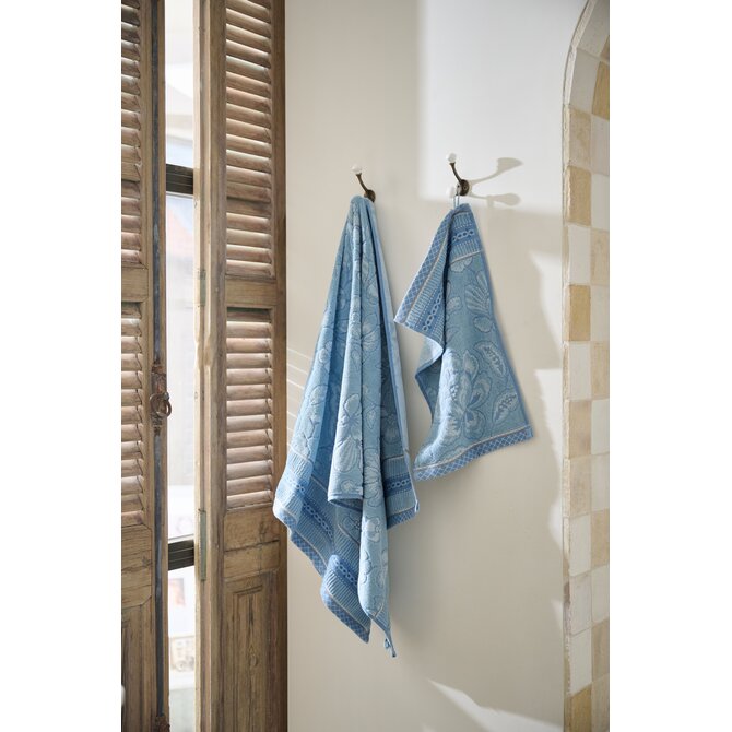 Pip Studio Jasmin Jacquard Douchelaken Licht blauw 70x140 cm