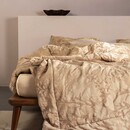 Essenza Essenza Claudine bedsprei 180x265 Golden Sand